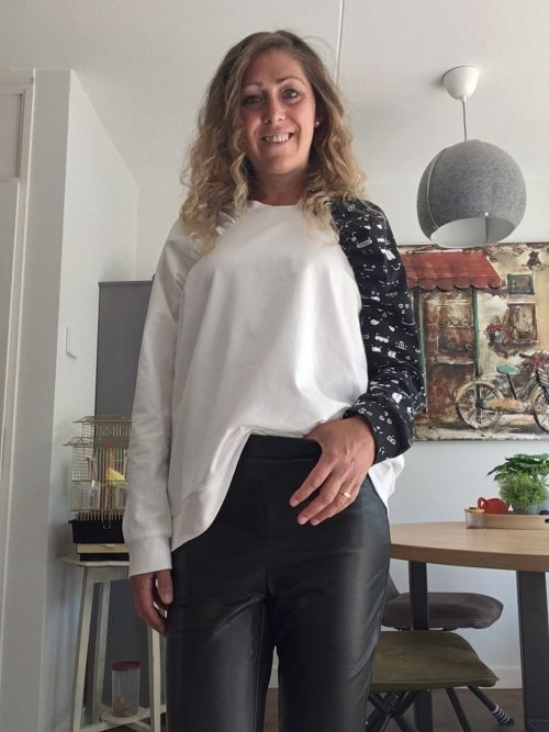 Shirt with pleated raglan sleeves - Image 5